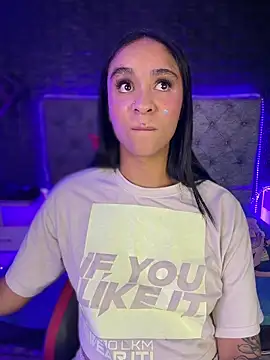 Isabella-Teen Live XXX-chat