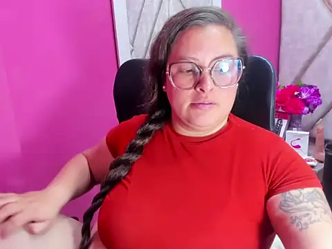 Sarah_Boobs_: онлайн-секс-чат