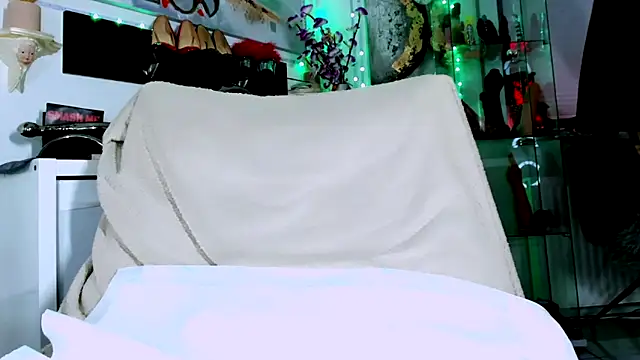 Živý XXX chat 2bigass4_u