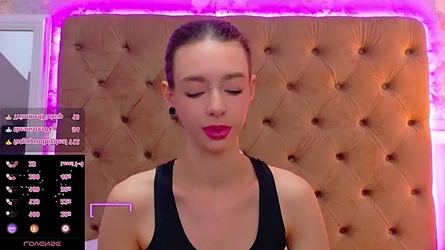 Chat +18 de CoraVex ao vivo