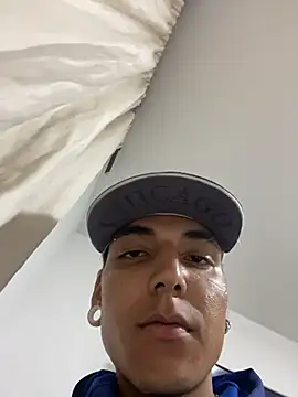 DominantVid Webcam-Show