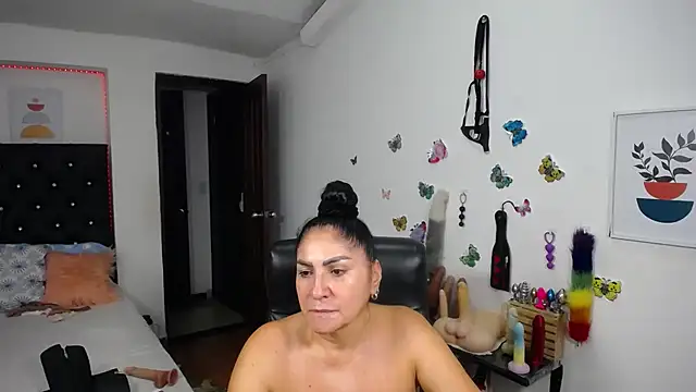 Онлайн чат XXX mature_bigboobs10