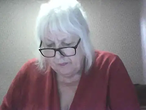 Alexia64231's Webcam Show