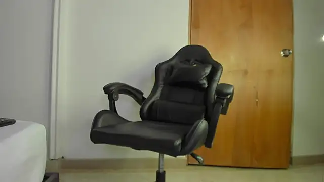 lia_sexx19 – Live XXX-chat