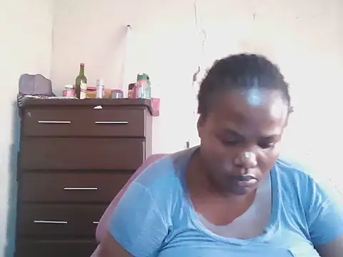 Webkamerová show sexybigboobz