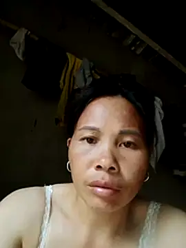 Ana_hoa Show in webcam