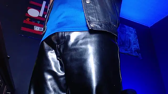 Dicaprioo_のライブXXXチャット