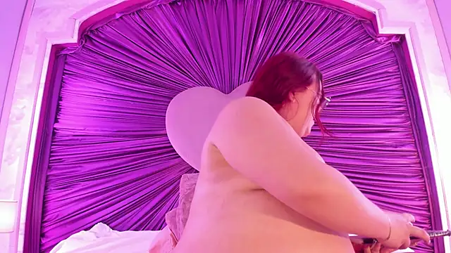 Онлайн чат XXX Lushi_Love