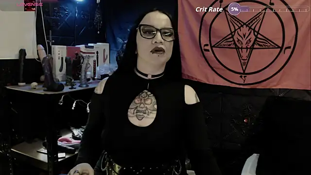 Evil_Queen_666 – Live XXX-chat