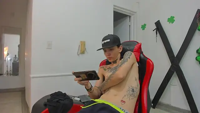 StraightBoy_Nick 网络视讯表演