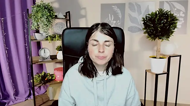 MartaEdams Chat XXX live