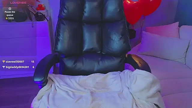 Živý XXX chat R_I_N_A