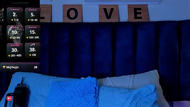 Chat +18 de Issac_james_ ao vivo