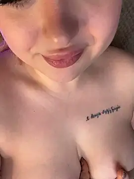 KellyMoors Live XXX-Chat