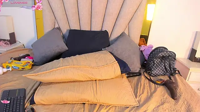 دردشة vahiolet_fuentes الجنسية المباشرة