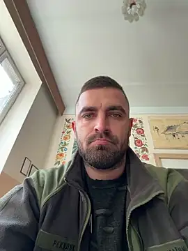 Pokazy przed kamerką – VANYA1997