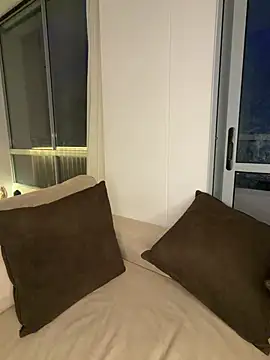 Pokazy przed kamerką – Karyrios