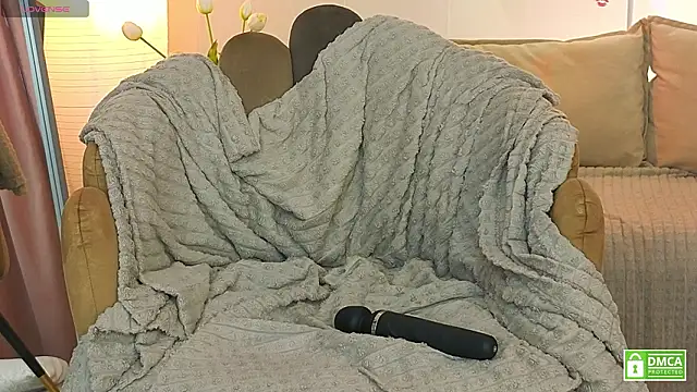 Chatroom XXX en direct de OliviaKis_