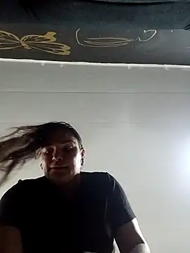 Zuleyka_69's Webcam Show