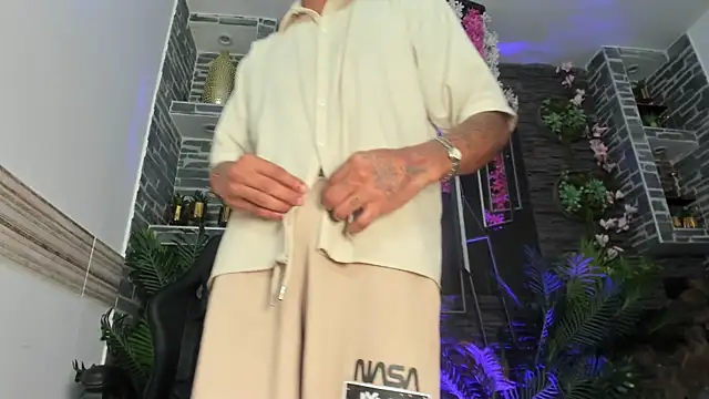 Онлайн чат XXX Rpoolrboy