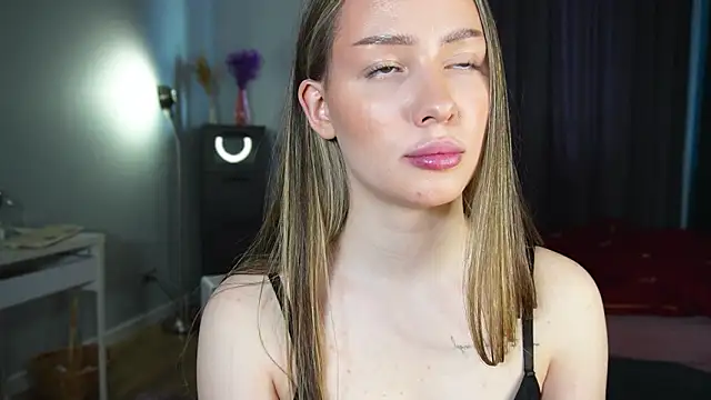 Murmella লাইভ XXX চ্যাট