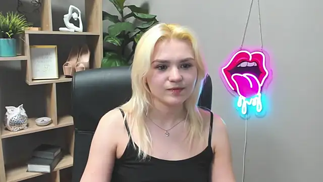 SweetLilyxo – Naživo XXX chat