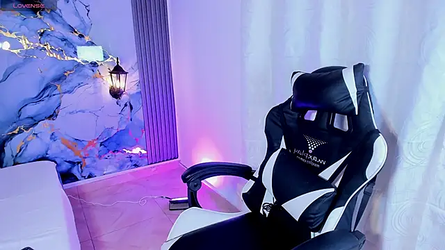 naughty_ailee's Live XXX Chat