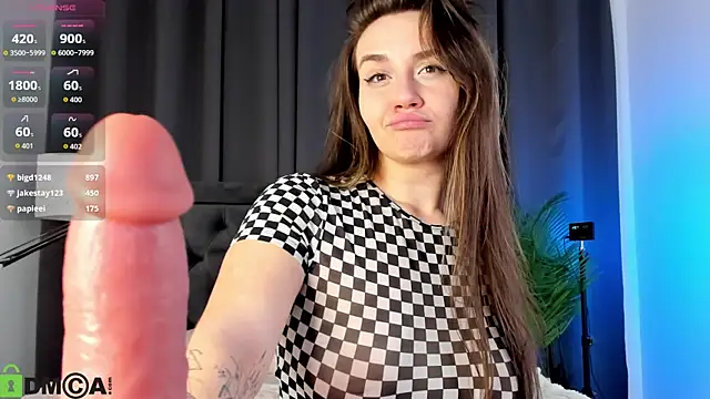 Chatroom XXX en direct de Domirelle