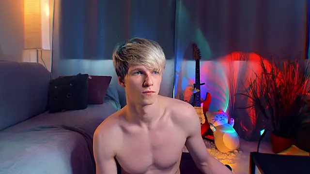 Pokazy przed kamerką – Breston_Sweet