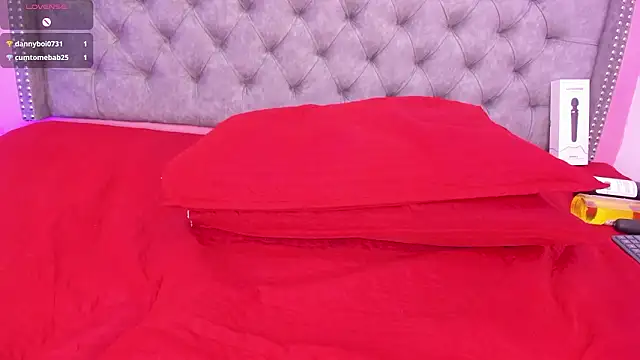 Sofia_Girl_ Show in webcam