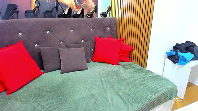 Czat XXX na żywo – LauraSiin