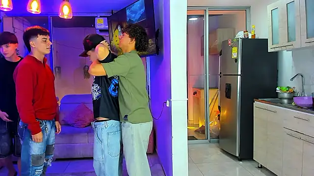 แชท XXX สดของ Houseofwarrios