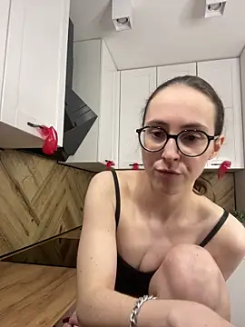 MartiniiSelenna's Live XXX Chat