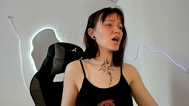 Chatroom XXX en direct de Elastikisss