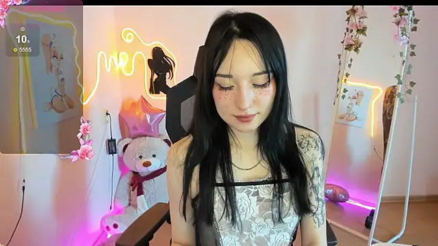 Chatroom XXX en direct de AliceeinWonderlanddd