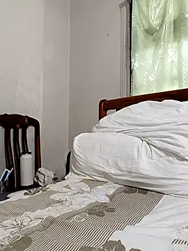 ANNA-ANASTASIA: απευθείας συνομιλία ΧΧΧ