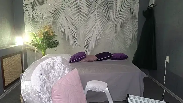 Sabina_Ros: онлайн-секс-чат