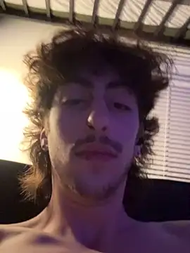 zerces111's Webcam Show