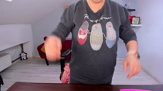 Chatroom XXX en direct de LollaGirl