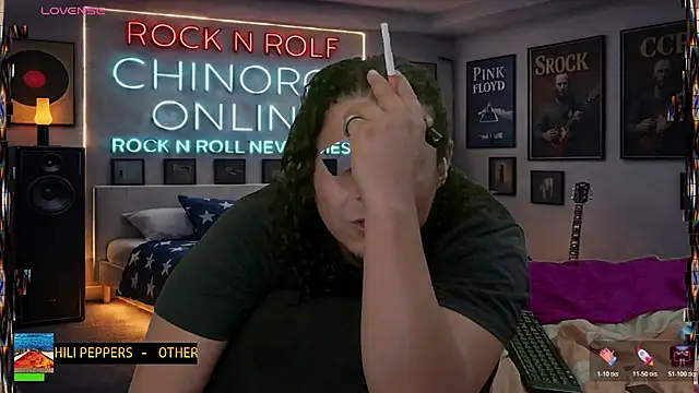 Онлайн чат XXX chino_roz