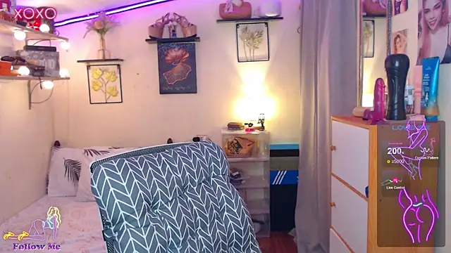 izabella_moore 网络视讯表演