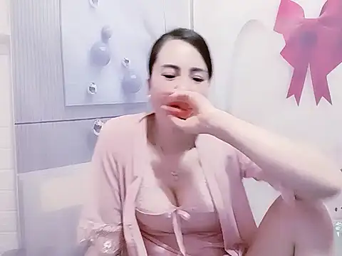 Hello-Kitty001 即時 XXX 聊天