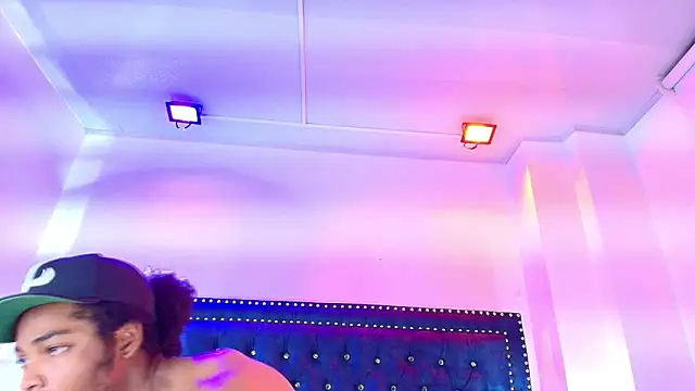 عرض كام Cristal_and_luke