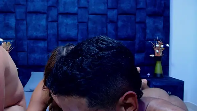 GroupNoLimits Webcamshow