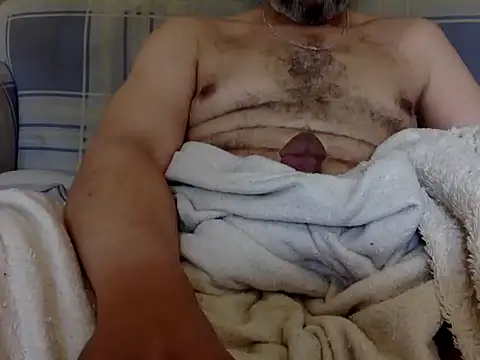 CaiBull Adlı Modelin Canlı XXX Sohbeti