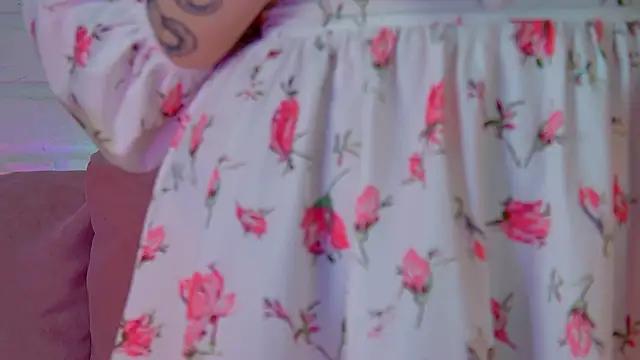 AnitaVenture 现场XXX聊天