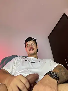 BjornSteel Adlı Modelin Canlı XXX Sohbeti