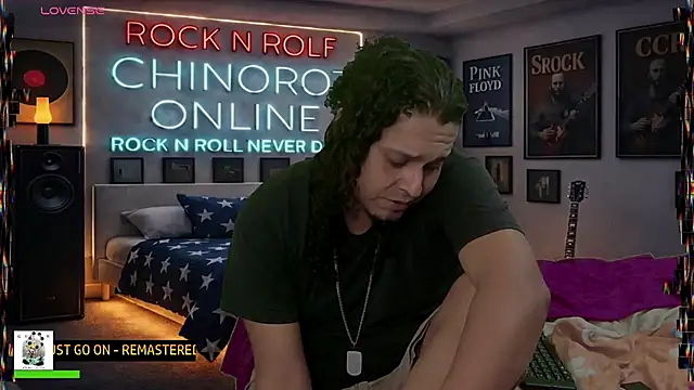 chino_roz Chat XXX in diretta