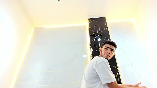 Онлайн чат XXX Valentin_Lux