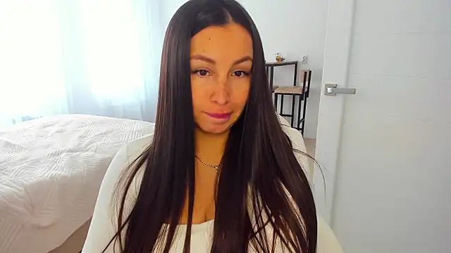 XXX chat uživo modela AvisFlowers